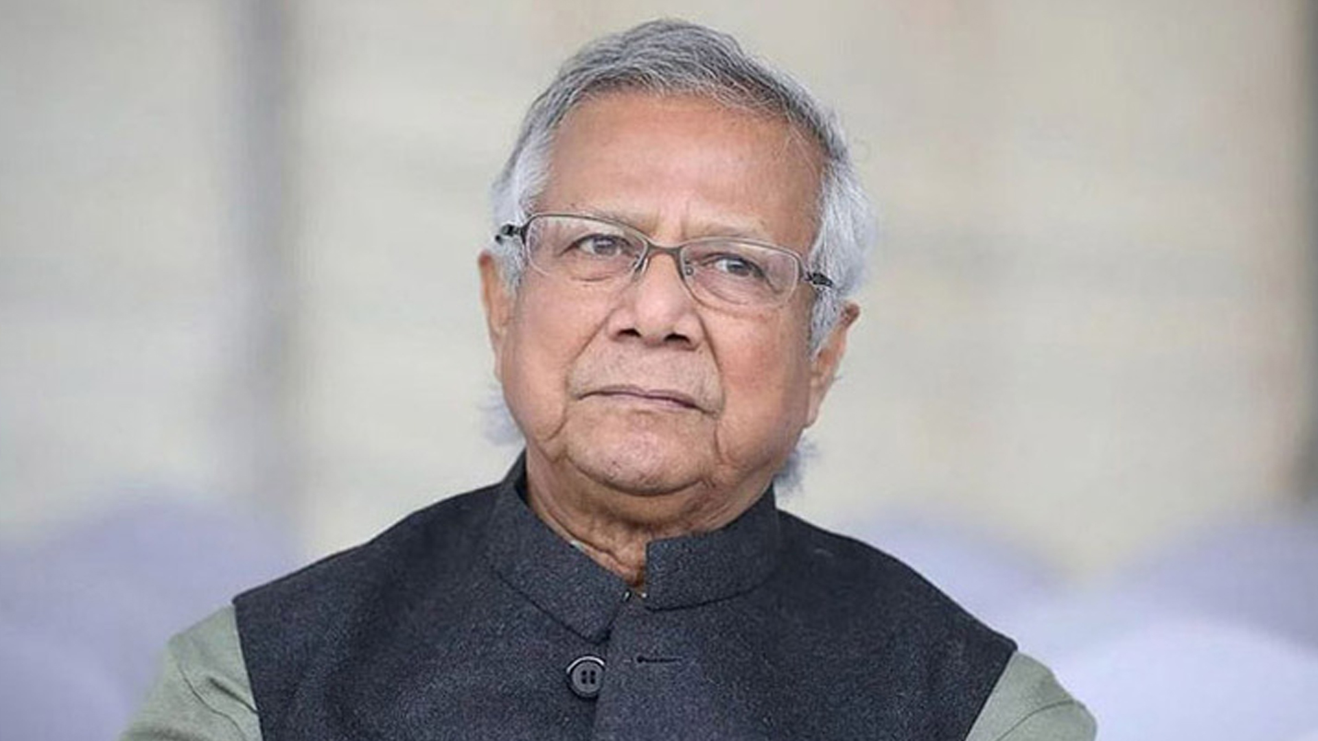 ড. ইউনূসসহ সব সাবেক উপদেষ্টার দেশত্যাগে নিষে'ধাজ্ঞা চেয়ে রিট
