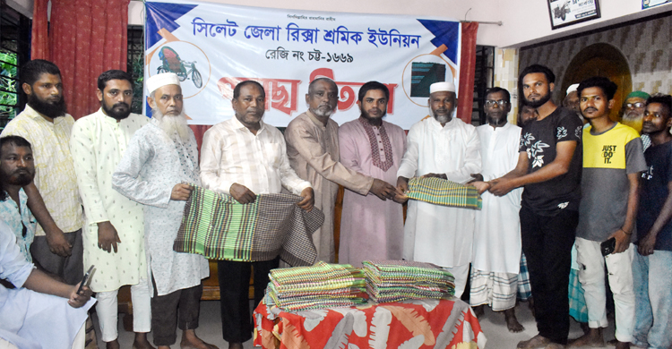 শ্রমিকদের ভাগ্য পরিবর্তনে কোন কাজ হচ্ছে না