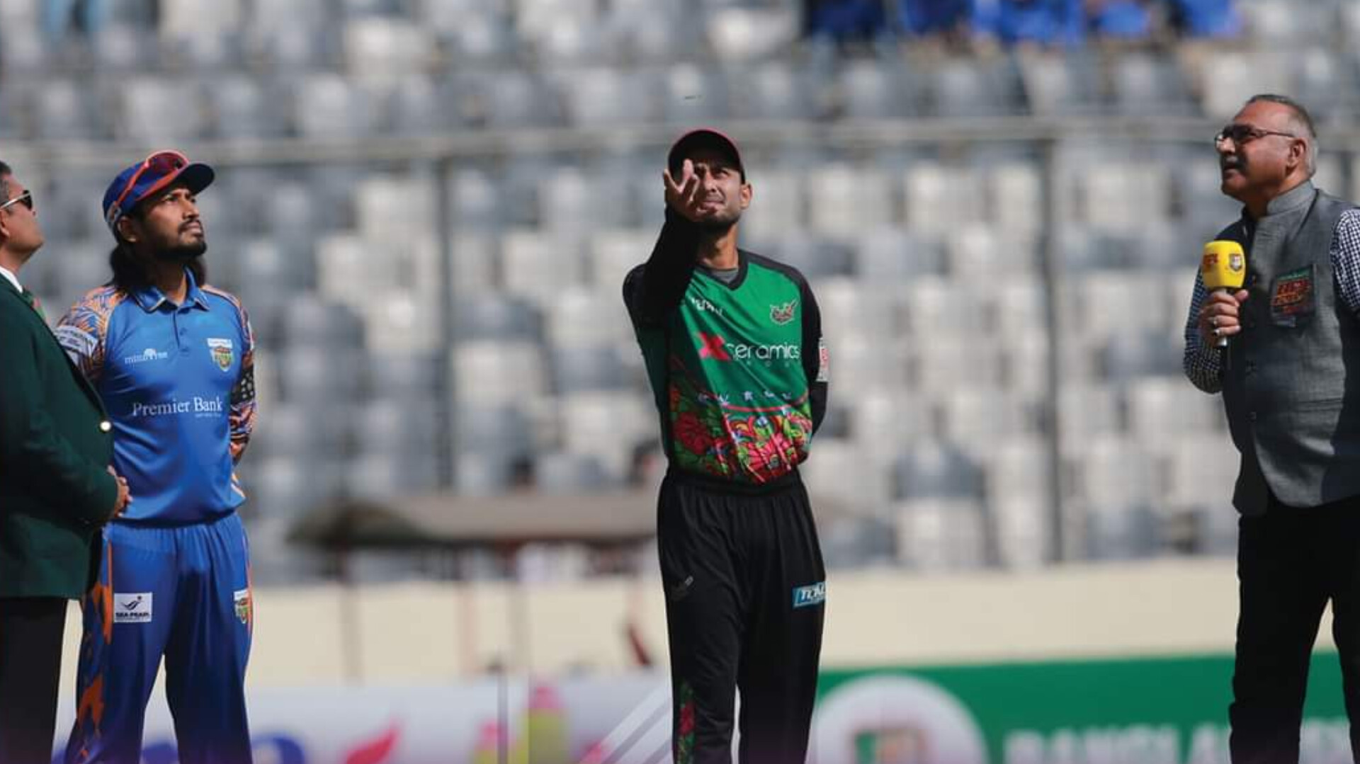 সিলেটের বিপক্ষে টস জিতে ব্যাটিংয়ে খুলনা