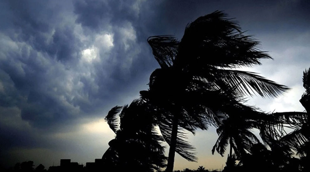 সন্ধ্যার মধ্যে সিলেটে ঝ*ড়ের শ*ঙ্কা