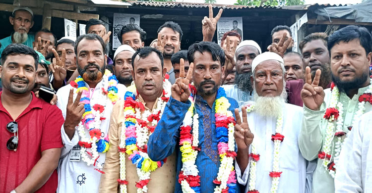 জৈন্তাপুরে ব্যবসায়ী সমিতির নির্বাচনে সভাপতি মানিক, সম্পাদক শাহজাহান জয়ী