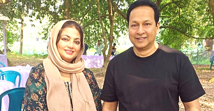 ২৯ বছর পর 'হেনা'কে খুঁজে পেলেন বাপ্পারাজ