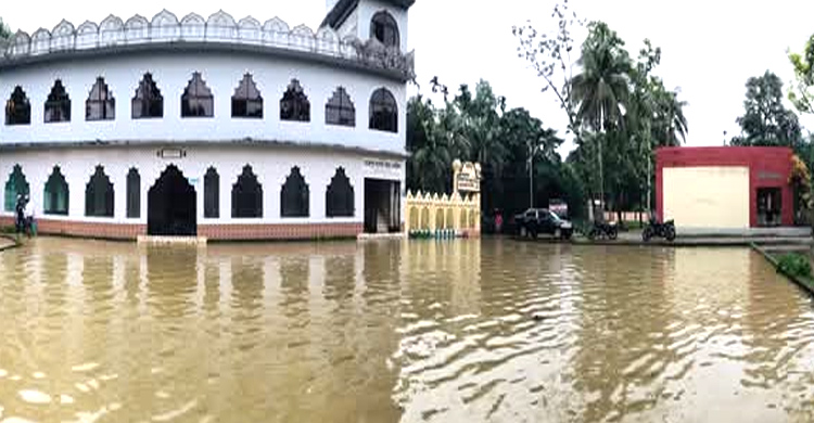 ওসমানীনগরে হু হু বাড়ছে পানি, ভ য়া ব হ বন্যার আ শ ঙ্কা