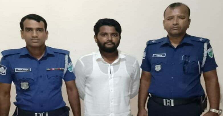 ছাতকে অ ভি যা নে চট্রগ্রাম বিশ্ববিদ্যালয় ছা ত্র লী গে র নেতা গ্রে ফ তা র