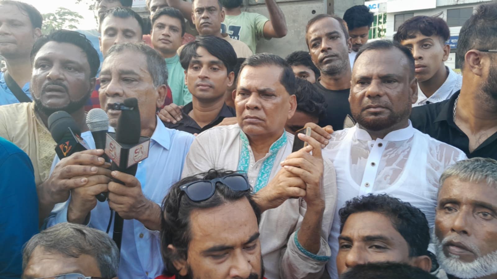 বিশ্বনাথে বিএনপি ও সহযোগী সংগঠনের বি ক্ষো ভ