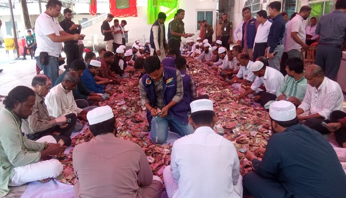 শাহজালালের (রহ.) মাজারে ৫ম দফায় চলছে টাকা গণনা