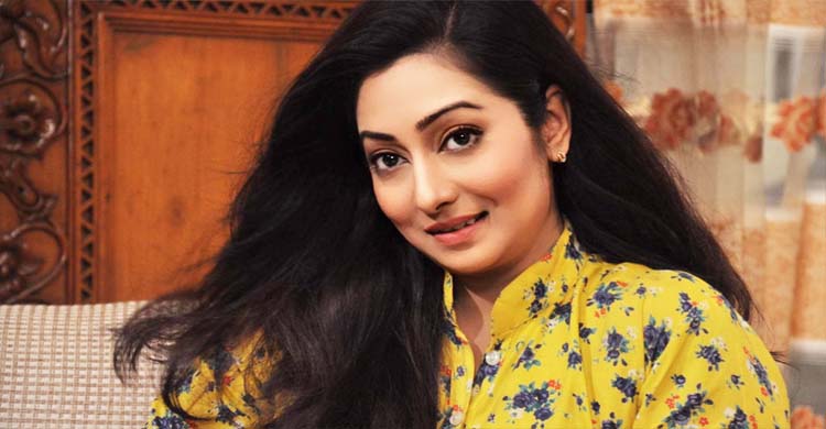 ২৮ বিয়ে নিয়ে মুখ খুললেন নায়িকা রোমানা