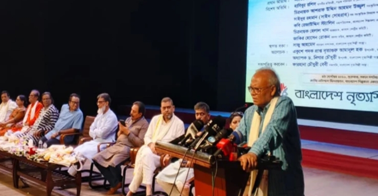 গ্যাস-বিদ্যুৎ সংকট সমাধানে রাজপথ নয়, সংসদে পরামর্শ দিন: রিজভী