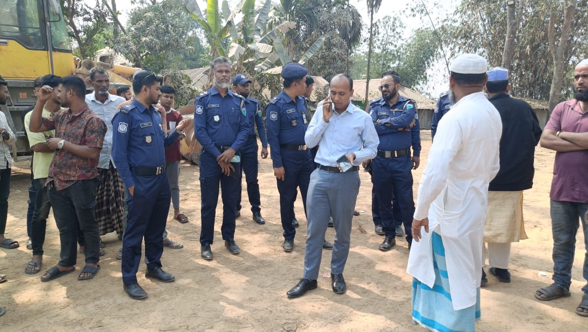 জৈন্তাপুরে পরিবেশ বি*পন্ন করায় দুই প্রতিষ্ঠানকে জ*রিমানা