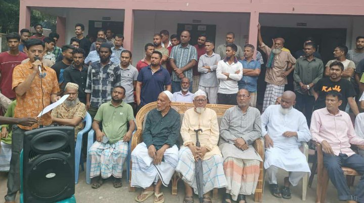 ছাতকের বাগবাড়ি মহল্লায় ইউএনও&rsquo;র হ'স্ত'ক্ষেপের প্র তি বা দ