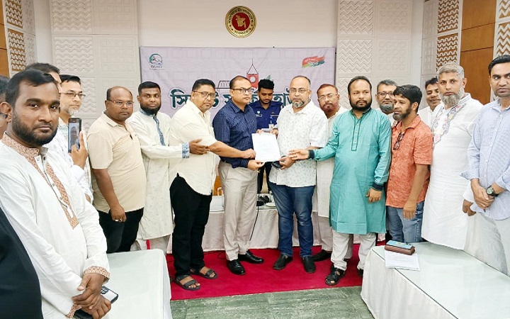 খেলার মাঠে মেলা বন্ধ ও রাত ৯টা পর্যন্ত দোকান খোলার দাবি