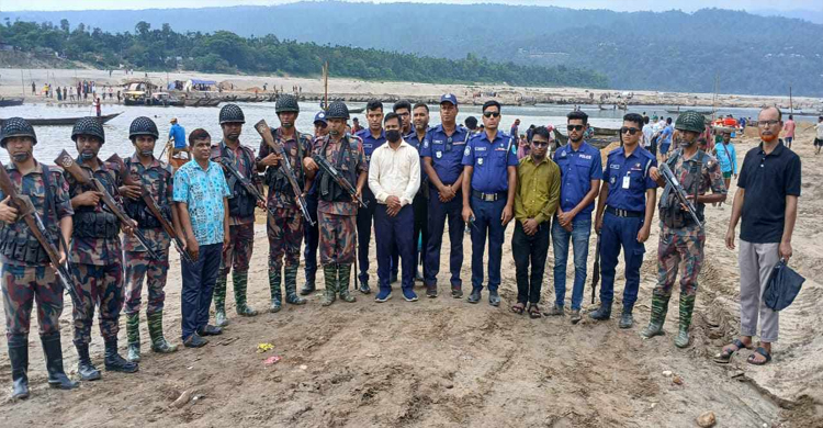 গোয়াইনঘাটে টাস্কফো*র্সের অ ভি যা ন: ১৫ টি নৌকা, ১০ টি শ্যালো মেশিন ধ্বং'স