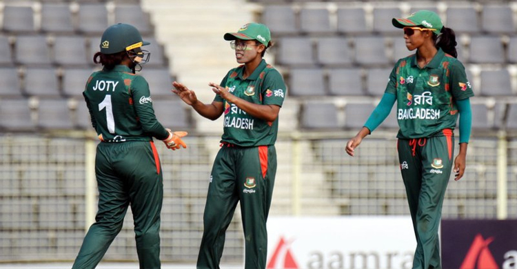 সিলেটে ভারতের কাছে বাংলাদেশের নারীদের হার
