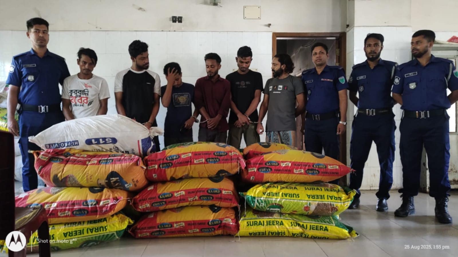 ওসমানীনগরে মহাসড়কে গাড়ি ডা কা তি : ৬ জন গ্রে ফ তা র