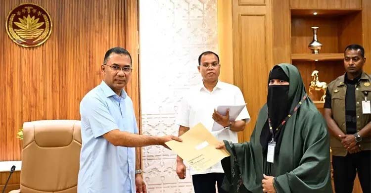 সবার সম্মিলিত প্রচেষ্টায় সুন্দর বাংলাদেশ গড়তে চাই: প্রধানমন্ত্রী