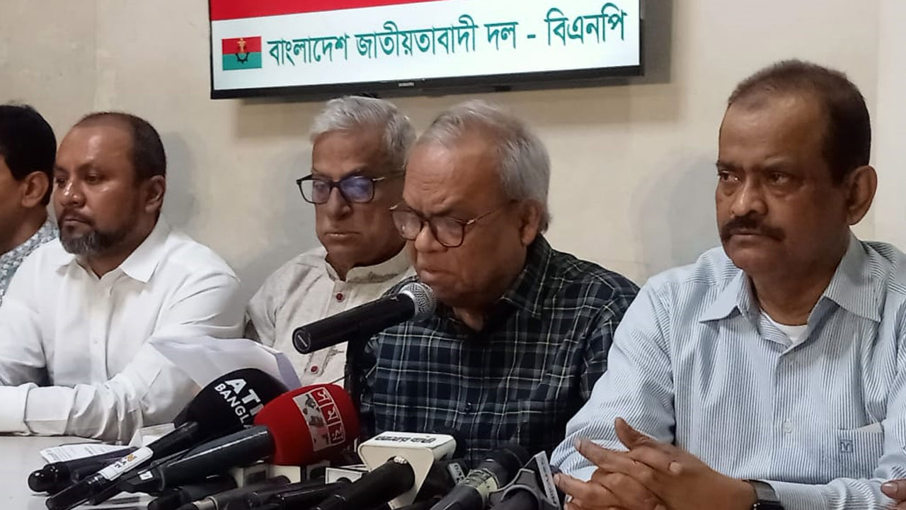 ৫৭ চৌকস সেনা কর্মকর্তা হত্যার ঘটনা সুপরিকল্পিত : রিজভী