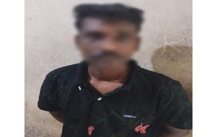 রাতের অ*ভিযানে  বিসু বাঁ*শফোড় আ*টক
