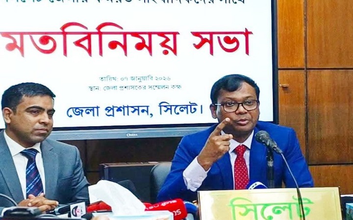 মনোনয়ন যাচাইয়ে অনিয়মের অভি*যোগ গু*জব ও উদ্দেশ্যপ্র*ণোদিত- জেলা প্রশাসক সারওয়ার আলম