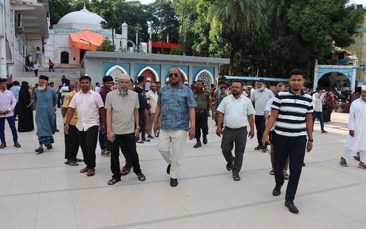 মঙ্গলবার আসছেন রাষ্ট্রপতি শাহজালাল (রহ.) মাজারে প্রস্তুতি পরিদর্শনে সিসিক প্রশাসক