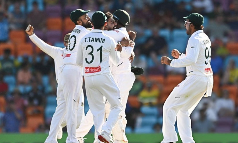 অস্ট্রেলিয়াকে হারিয়ে নতুন ইতিহাস লিখল বাংলাদেশ