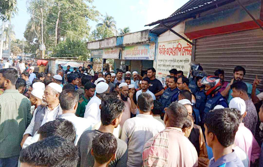 বাহুবল সিএনজি স্ট্যান্ড নিয়ে সংঘর্ষে আহত ১০