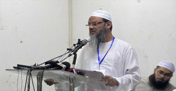 &lsquo;বিশ্ববিদ্যালয়ে নামাজ-ইফতারে আপত্তি, মঙ্গল শোভাযাত্রা-পূজায় আপত্তি নেই&rsquo;