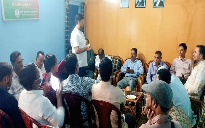 ছাতকে গণমাধ্যম কর্মীদের সঙ্গে  বিএনপি প্রার্থী মিলনের মতবিনিময়