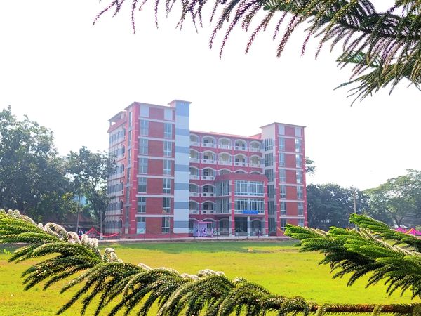 শ্রীমঙ্গল সরকারি কলেজের নবনির্মিত ছয়তলা ভবনের উদ্বোধন