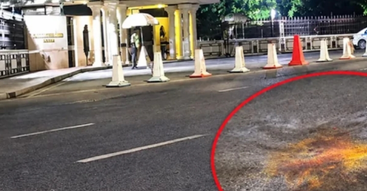 মোটরসাইকেলে এসে প্রধানমন্ত্রীর কার্যালয়ের সামনে ক*কটেল বি স্ফো র ণ