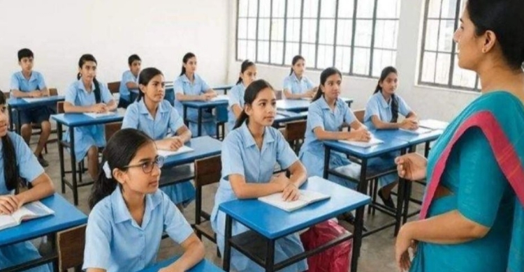 দুর্গাপূজায় ৯ দিনের ছুটি, স্কুল খুলবে ২৫ অক্টোবর