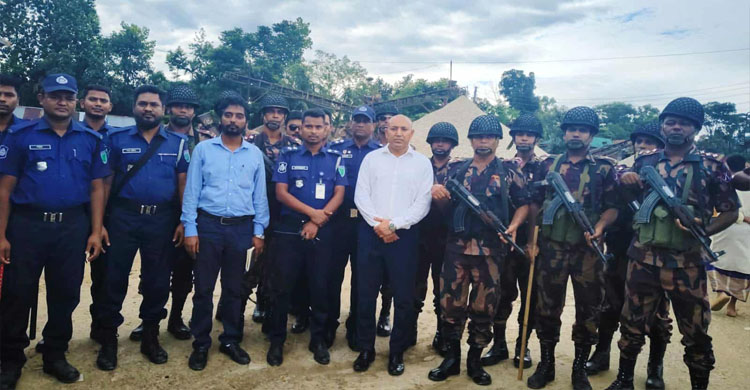 জাফলংয়ে তৃতীয় ধাপে অ ভি যা নে পাথর ভাঙার ১৮টি যন্ত্রের বিদ্যুৎ বিচ্ছিন্ন