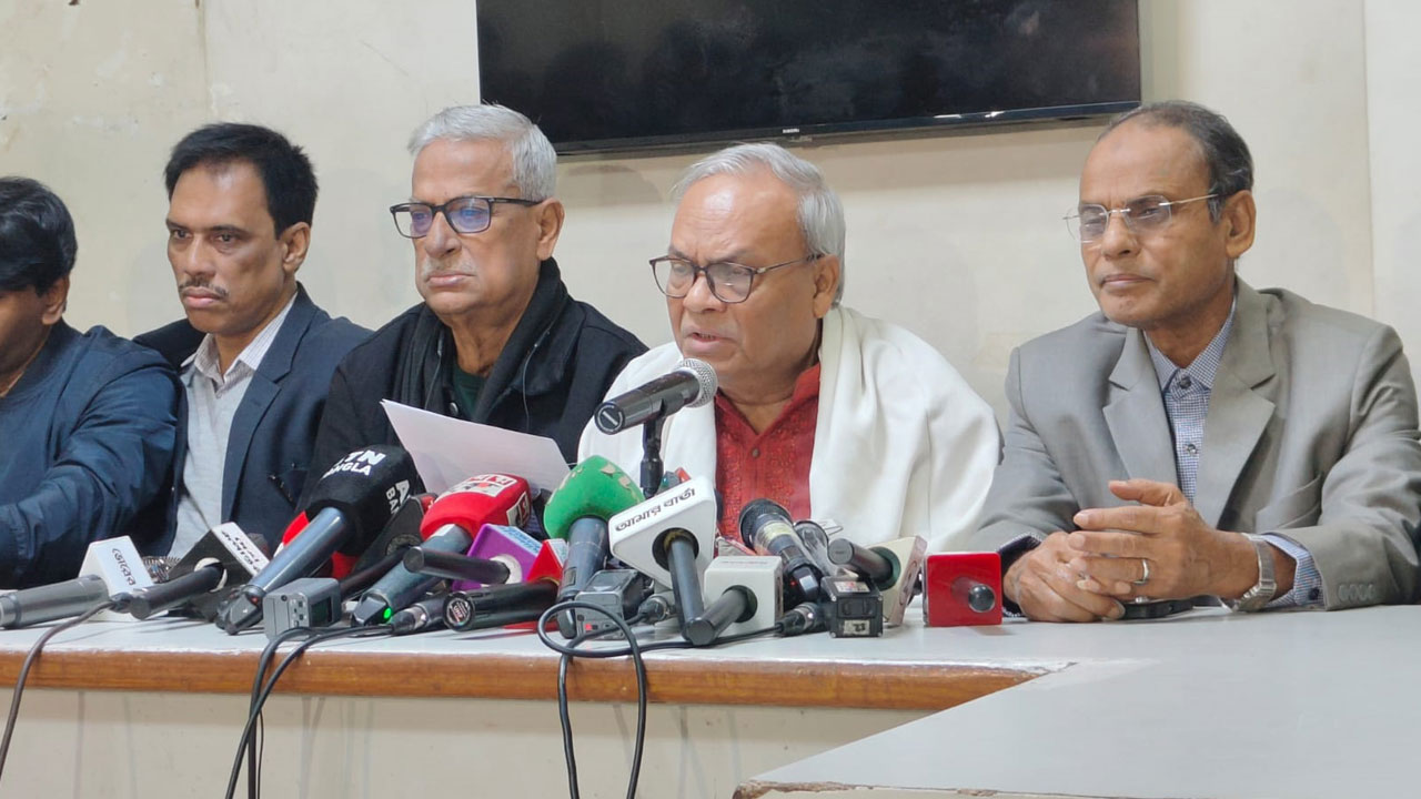 কারাগারে নেতাকর্মীরা শ্বাসরুদ্ধকর জীবনযাপন করছেন : রিজভী