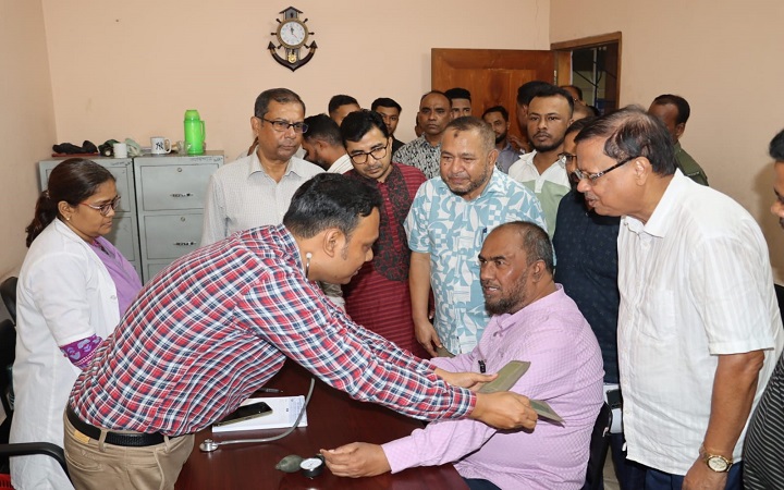 নগরীতে নাগরিকদের হাঁটার উপযোগী পরিবেশ তৈরির উদ্যোগ নেওয়া হচ্ছে