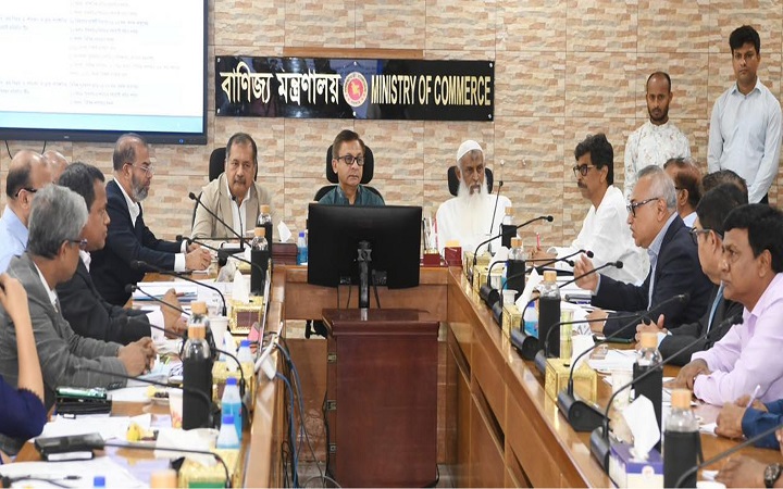 কোরবানির চামড়ার দাম প্রতি বর্গফুটে ২ টাকা বৃদ্ধি, ঢাকায় ৬২-৬৭ টাকা নির্ধারণ