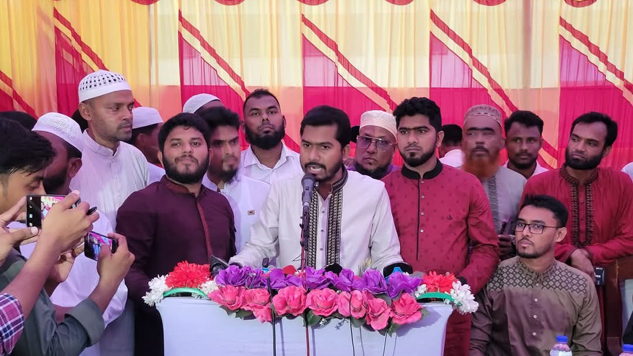 ছাত্রদের মধ্যে সুবিধাবাদী প্রবণতা বাড়ছে : নুরুল হক নূর