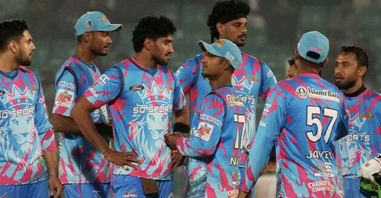 বরিশালকে হারিয়ে রংপুরকে পেছনে ফেলে প্রথম কোয়ালিফায়ারে চিটাগং