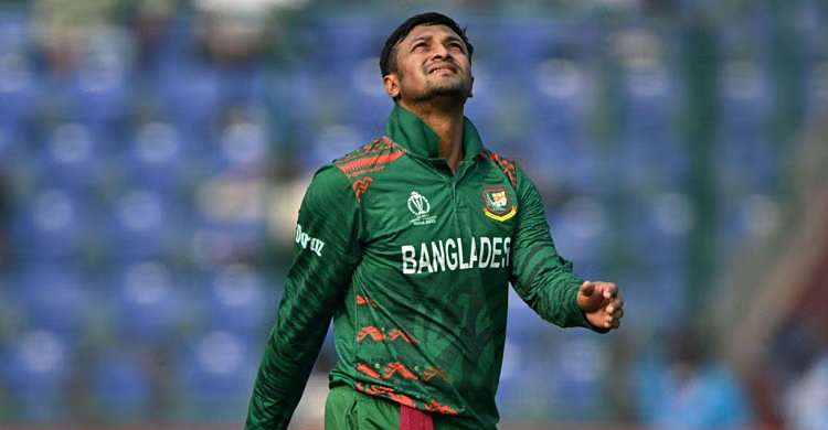 বোর্ডের ছাড়পত্র নেওয়ার চেষ্টায় সাকিব