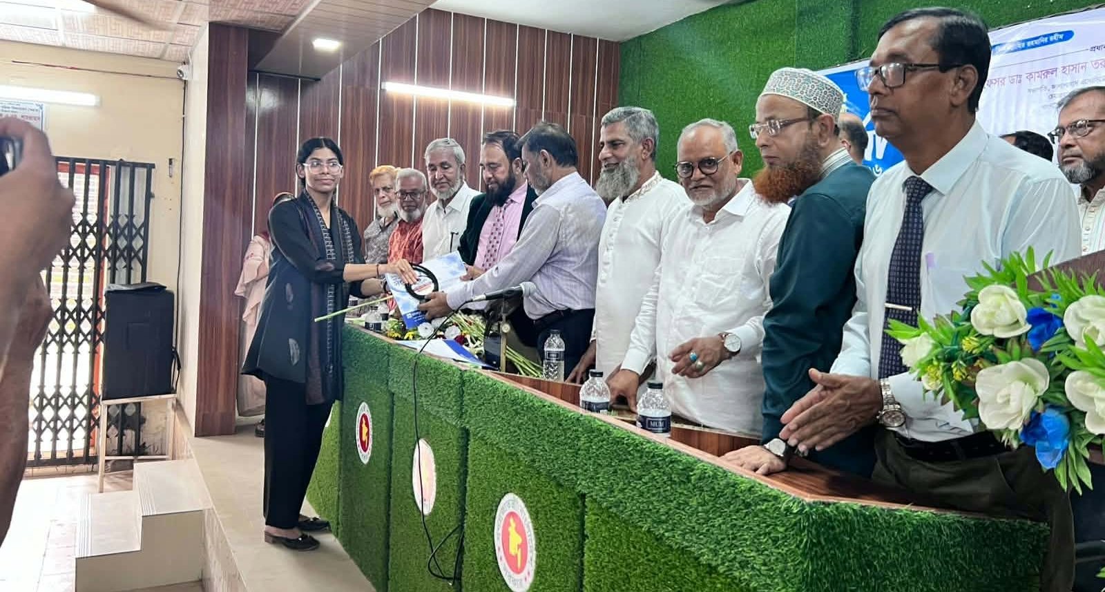 মাধবপুরে জিপিএ-৫ প্রাপ্ত ২০০ শিক্ষার্থীকে সংবর্ধনা