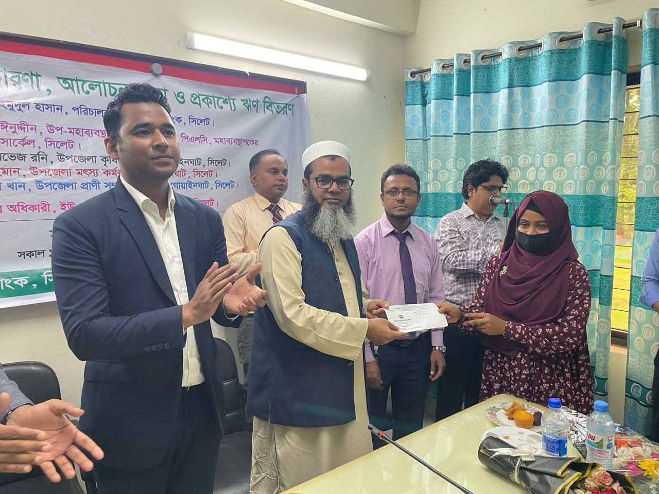 গোয়াইনঘাটে প্রান্তিক কৃষকদের মাঝে ৩৩.৬০ লাখ টাকা ঋণ বিতরণ