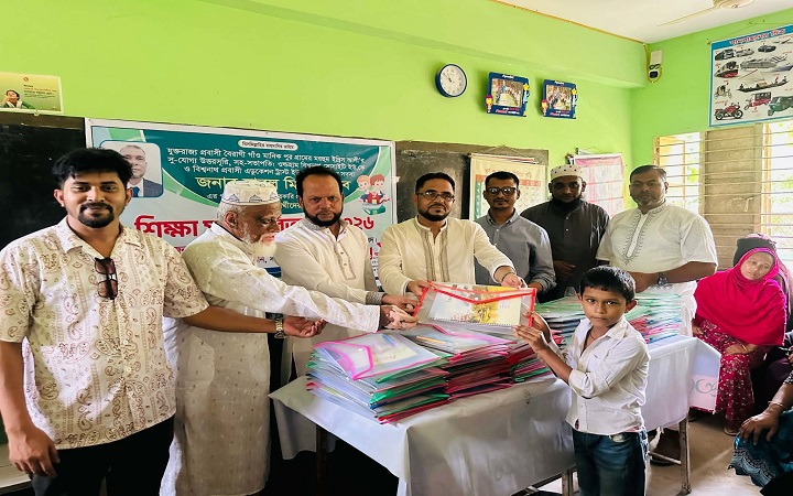 বিশ্বনাথে প্রবাসী বাবুল মিয়ার উদ্যোগে  শিক্ষা সামগ্রী বিতরণ
