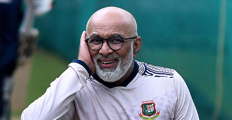 বাংলাদেশ ছাড়ার সময় হাতুরাসিংহে ছিলেন প্রাণের ভয়ে !