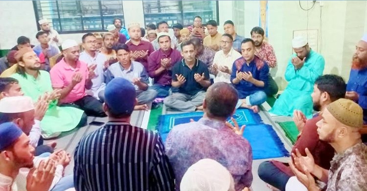 জিয়ার শাহাদতবার্ষিকীতে যুবদলের দোয়া মাহফিল