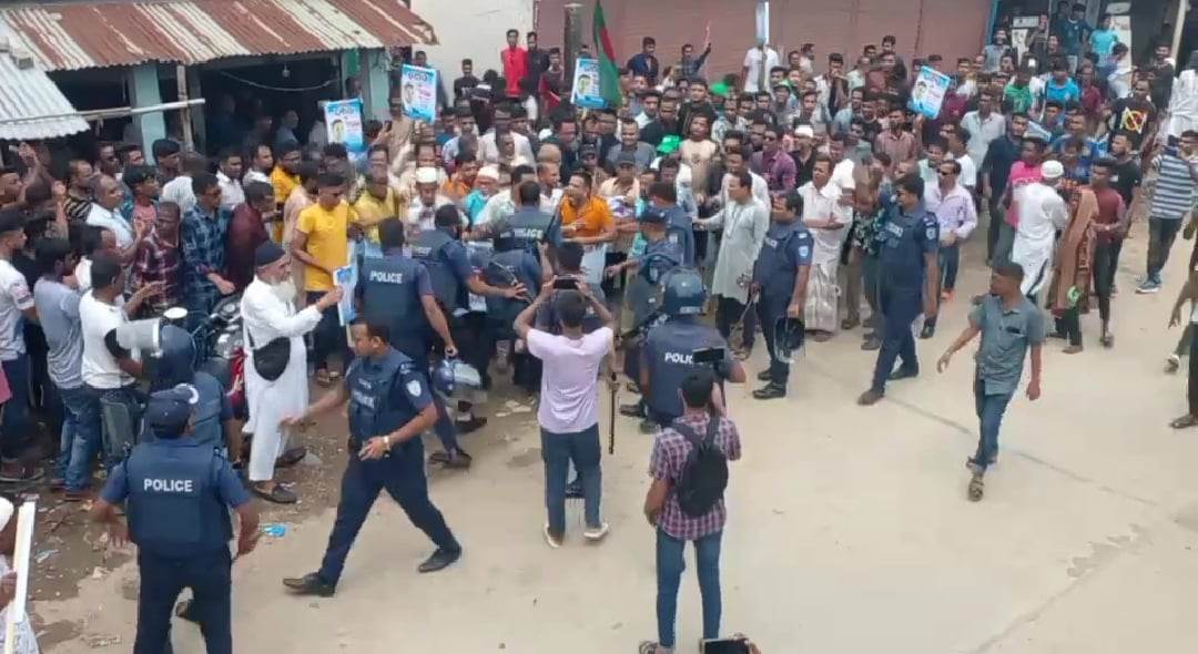 জগন্নাথপুরে বিএনপি-পুলিশের ধস্তাধস্তি