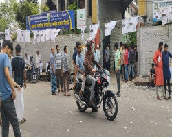 সিলটে অবাধে চলছে মোটরসাইকেল