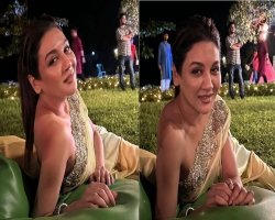 নজর কাড়লেন জয়া