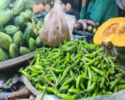 সিলেটে কাঁচা মরিচের কেজি ১০০০ টাকা