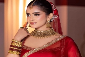 বধূ সাজে তানজিন তিশা, এক শাকিব খান লিখলেন, ‘তুমি আমার ক্রাশ’ বধূ সাজে তানজিন তিশা, এক শাকিব খান লিখলেন, ‘তুমি আমার ক্রাশ’