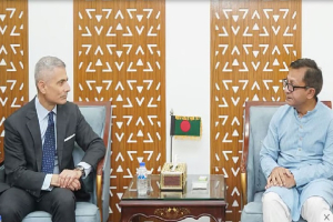 যুক্তরাষ্ট্রের সঙ্গে স্বাক্ষরিত বাণিজ্যচুক্তি নিয়ে  উদ্বেগের কিছু নেই: বাণিজ্যমন্ত্রী খন্দকার মুক্তাদির