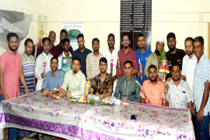 আখালিয়া বাজার ব্যবসায়ী সমিতির নবনির্বাচিত কমিটিকে সম্মাননা প্রদান