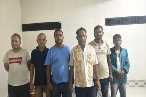 জৈন্তাপুরে চকলেট ও ম*দসহ আ*টক ৬
